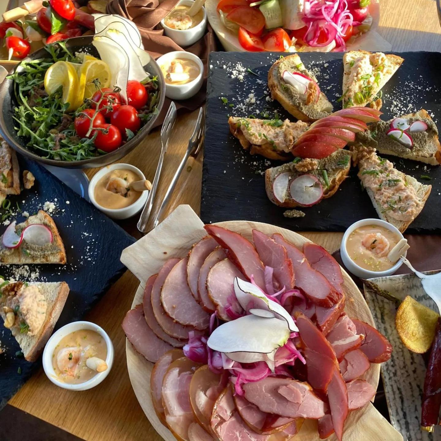 Pensiune & Restaurant Victoria Păltiniş Eksteriør bilde