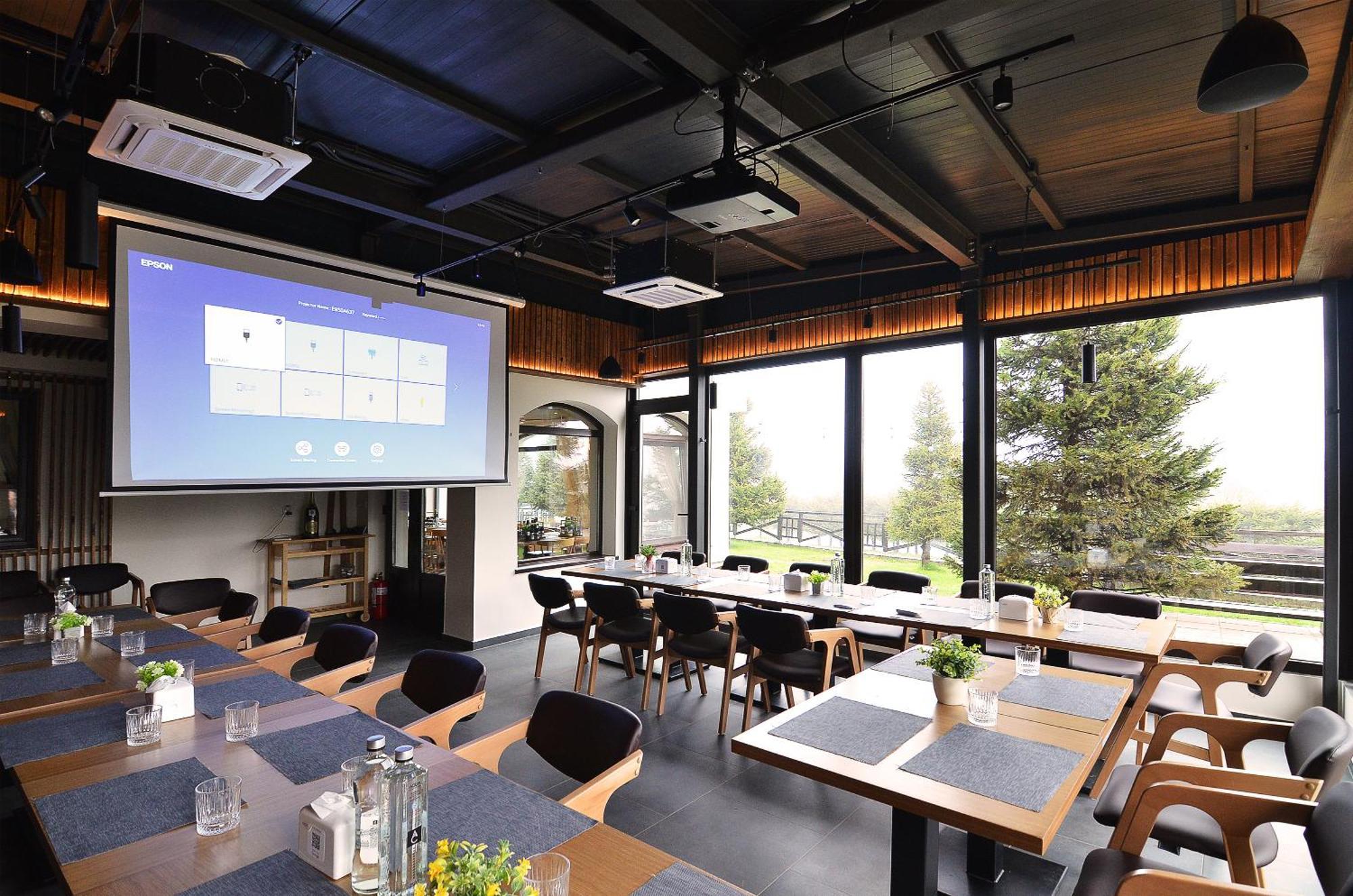 Pensiune & Restaurant Victoria Păltiniş Eksteriør bilde